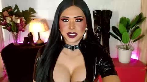 Snapshot of asianassetxxx chatting on October 19, 7:29 pm nicole online show from October 19, 7:29 pm