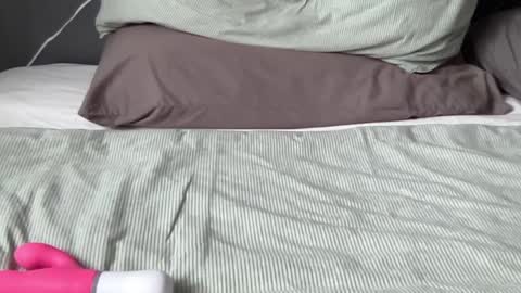 asiangirlandwhiteguy online show from January 25, 6:12 am