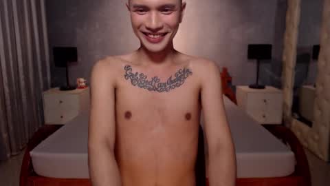 Snapshot of asianguy_nextdoor chatting on February 17, 6:39 pm AsherMiller online show from February 17, 6:39 pm