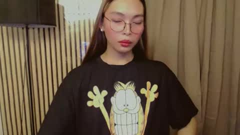 Snapshot of asianhottiesttamira chatting on October 18, 5:11 am HI IM TAMIRA LOOKING FOR SERIOUS RELATIONSHIP online show from October 18, 5:11 am