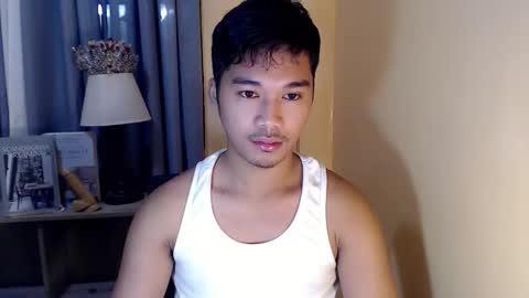 asianhunk_jamesx online show from November 10, 10:45 pm
