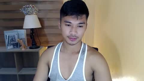 asianhunk_jamesx online show from November 24, 12:37 pm