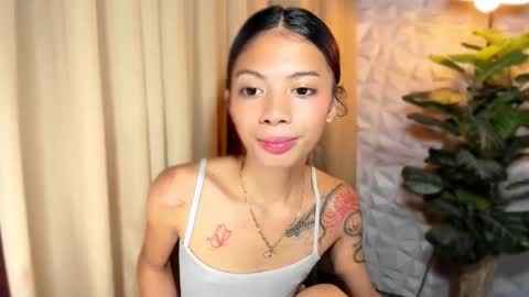 Snapshot of asianprettypetite chatting on September 16, 3:48 pm CHESKA online show from September 16, 3:48 pm