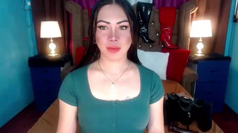 Snapshot of asiansignificant chatting on February 2, 9:40 am Babe online show from February 2, 9:40 am