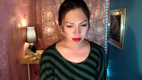 Snapshot of asiansignificant chatting on October 2, 10:36 am Babe online show from October 2, 10:36 am