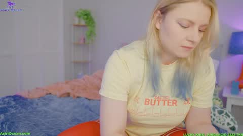 Asiri   pronounced Ah-siri Please no nicknames   3 online show from April 15, 3:48 pm