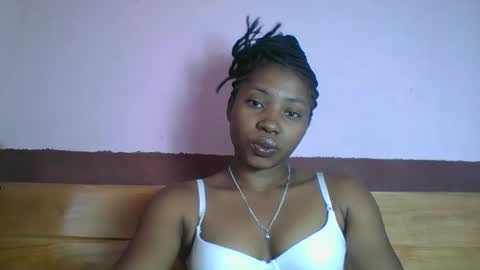 asmiraa online show from March 22, 10:08 am