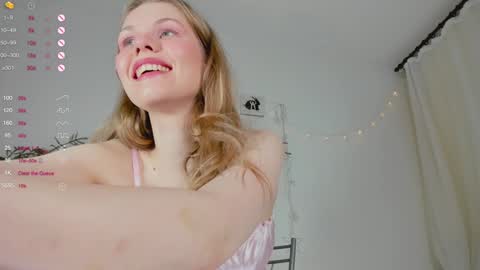 Snapshot of ass_latte chatting on January 10, 2:14 am Sasha online show from January 10, 2:14 am