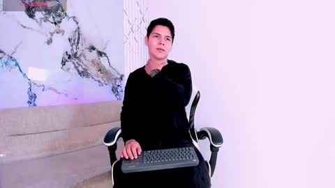 Snapshot of astablack_ chatting on October 19, 9:41 pm astablack_ online show from October 19, 9:41 pm