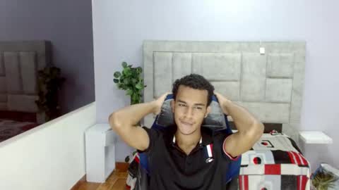 Snapshot of aston_vera chatting on September 9, 2:55 am Aston online show from September 9, 2:55 am