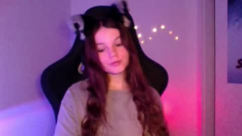 astradream_ online show from January 15, 10:51 pm