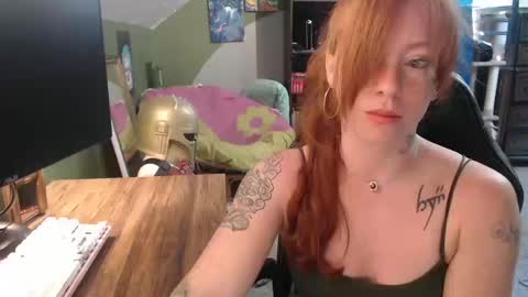 Snapshot of astraeasiren chatting on October 10, 5:52 pm AstraeaSiren online show from October 10, 5:52 pm