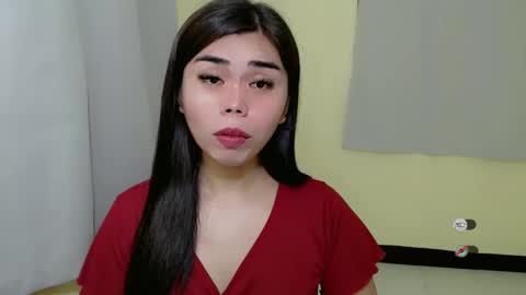 Snapshot of asuna_charming chatting on February 25, 9:48 pm asuna_charming online show from February 25, 9:48 pm