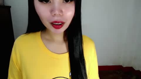 Snapshot of asuna_charming chatting on October 18, 7:18 pm asuna_charming online show from October 18, 7:18 pm
