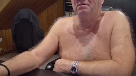 asusandy online show from October 29, 12:01 am