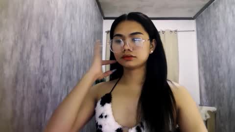 atashakendall online show from March 15, 2:27 am