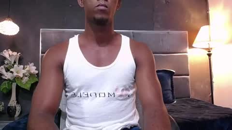 Snapshot of athleticbig_cock chatting on October 18, 2:16 am ATHLETIC COCK online show from October 18, 2:16 am