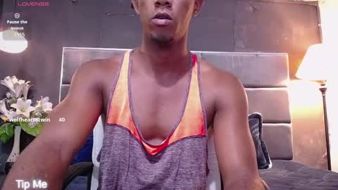 Snapshot of athleticbig_cock chatting on October 19, 2:16 am ATHLETIC COCK online show from October 19, 2:16 am