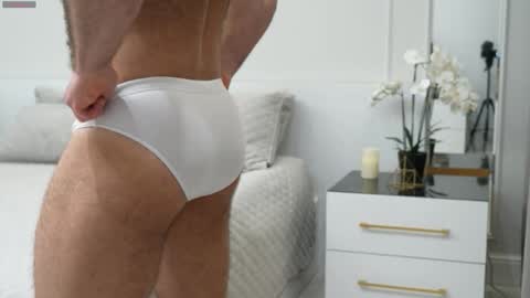 Tony online show from September 12, 6:32 pm