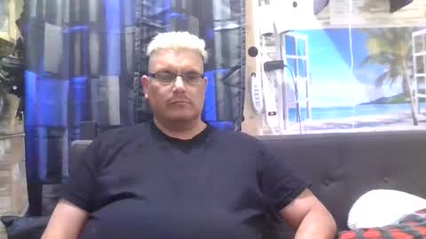 A online show from December 29, 11:50 am