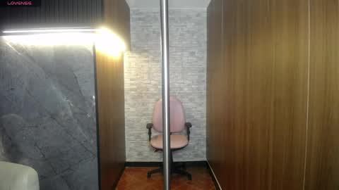 aura_cute_ online show from March 31, 3:18 am