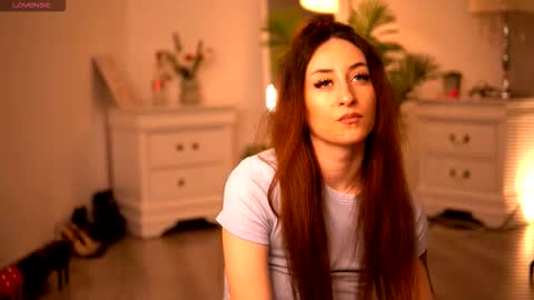 Aura online show from February 21, 9:51 pm