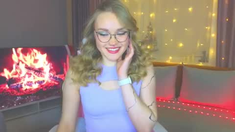 Snapshot of aurora_golden chatting on January 26, 4:09 pm Kate online show from January 26, 4:09 pm
