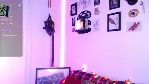 Miss A  Fansly - Auroradomina1 online show from November 7, 8:00 pm