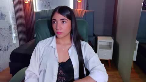 Aurora online show from November 18, 4:15 am