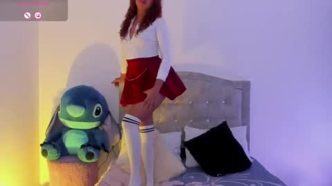 Snapshot of aurora_rodriguez chatting on February 27, 1:41 am aurora_rodriguez online show from February 27, 1:41 am