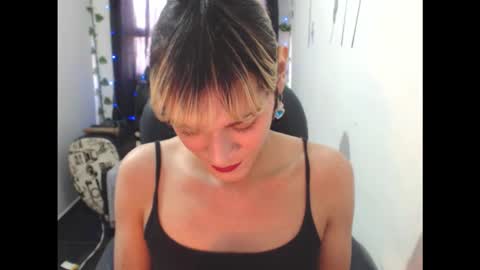 Snapshot of auroraaddams chatting on October 18, 6:23 pm AURORA online show from October 18, 6:23 pm