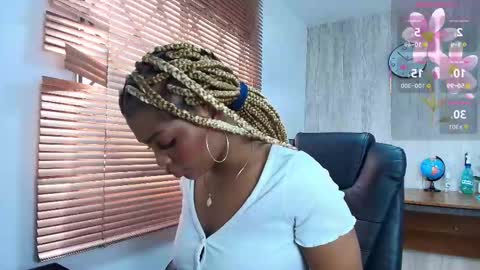 Ariana online show from September 24, 7:53 pm