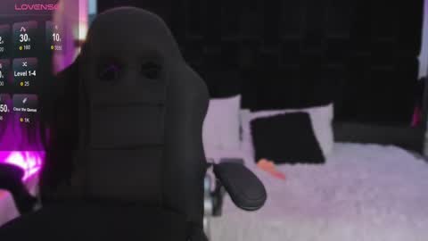 Aurora  online show from September 22, 9:41 pm