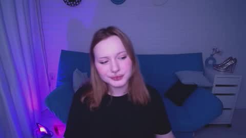 Snapshot of auroramour chatting on October 16, 4:50 pm Aurora online show from October 16, 4:50 pm