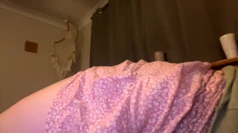 Milf4u online show from February 2, 9:27 am