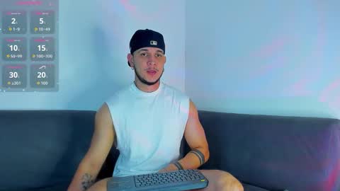 Snapshot of austin_curry chatting on October 10, 12:16 am A online show from October 10, 12:16 am