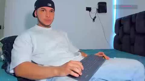 A online show from March 13, 10:24 pm