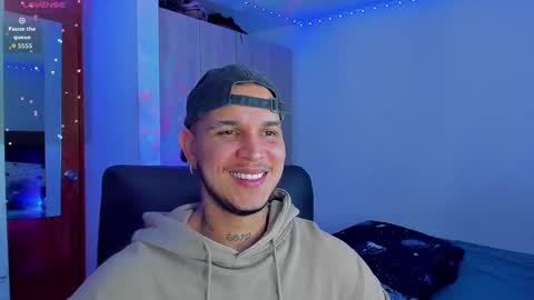 Snapshot of austin_curry chatting on September 30, 11:37 pm A online show from September 30, 11:37 pm