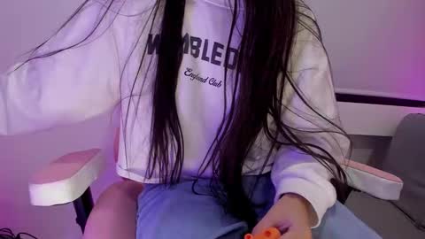              online show from November 24, 10:36 am