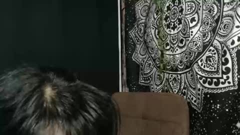 ave_tt online show from December 5, 5:55 pm