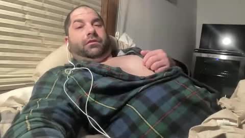 averagejoe345977 online show from February 8, 2:09 pm