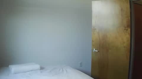 Avery online show from April 17, 10:12 pm