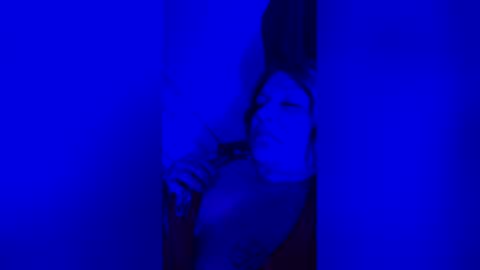 averyjay3 online show from May 6, 11:27 am