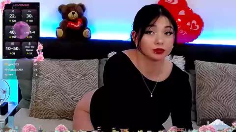 AveryWillow online show from February 21, 6:26 pm