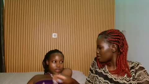 Avian online show from November 14, 6:21 pm