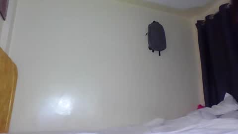 Snapshot of avir_sylvian chatting on October 20, 7:57 am avir_sylvian online show from October 20, 7:57 am
