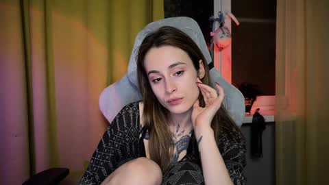 Aviva online show from December 13, 1:15 am