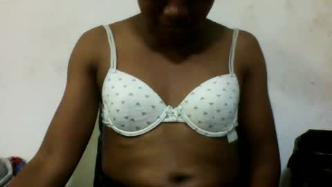 avontsoaldy online show from October 4, 11:19 am