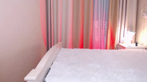 Avrora Inst online show from November 14, 6:21 pm