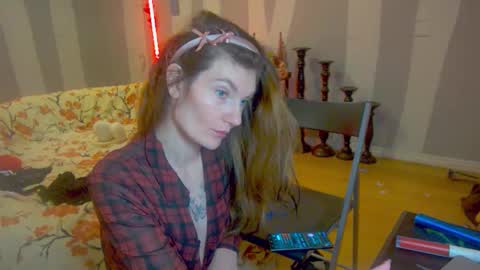 awesomeblossommm online show from January 10, 10:15 pm